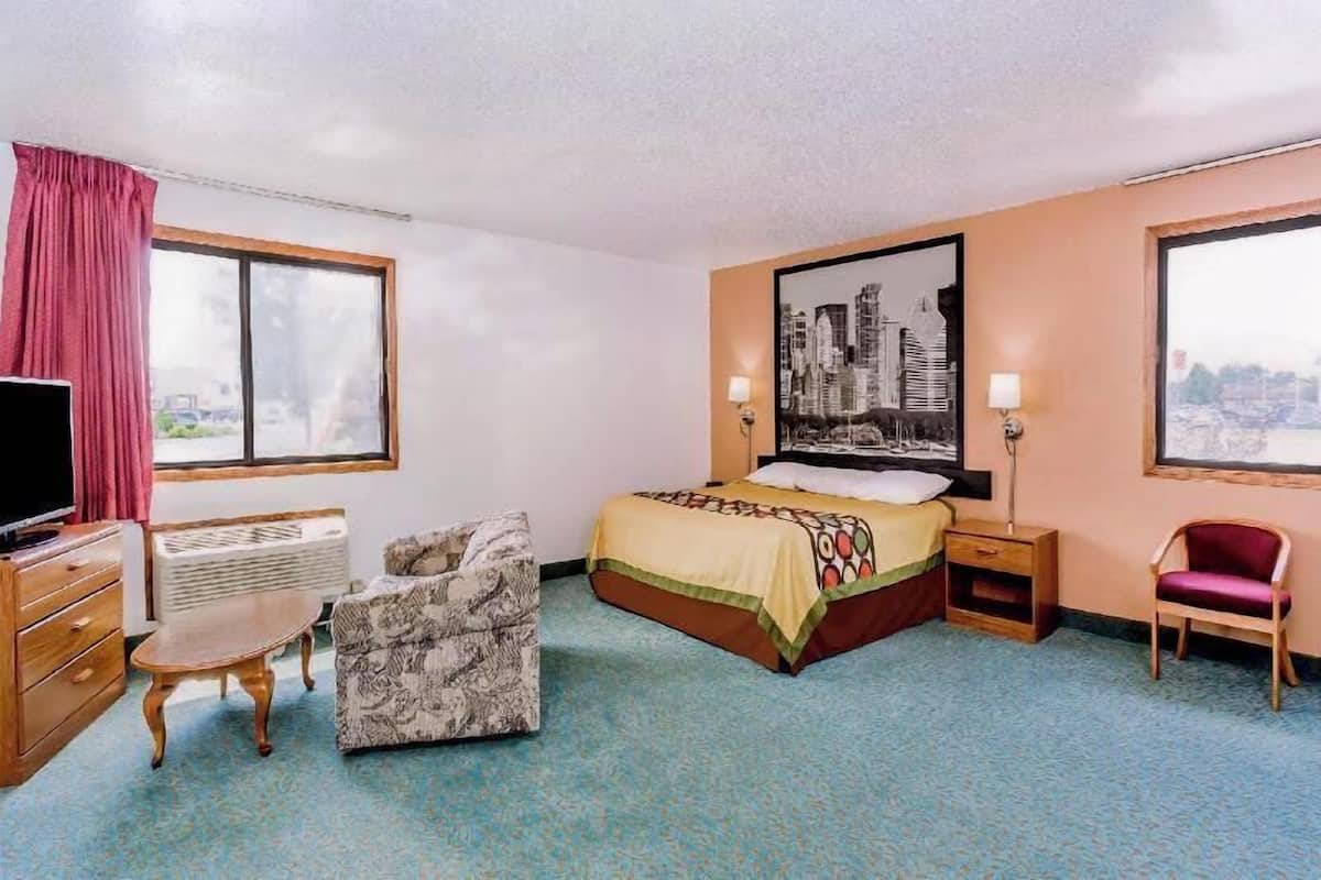 Rideaux occultants, lits bébé (gratuits), Internet, draps fournis