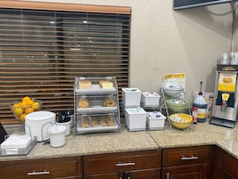Desayuno completo incluido todos los días 