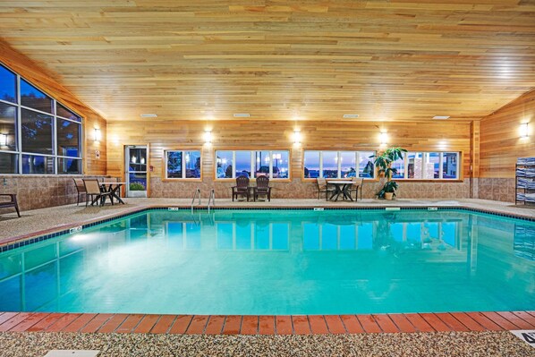 Una piscina cubierta