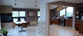 Super 8 by Wyndham Centerville