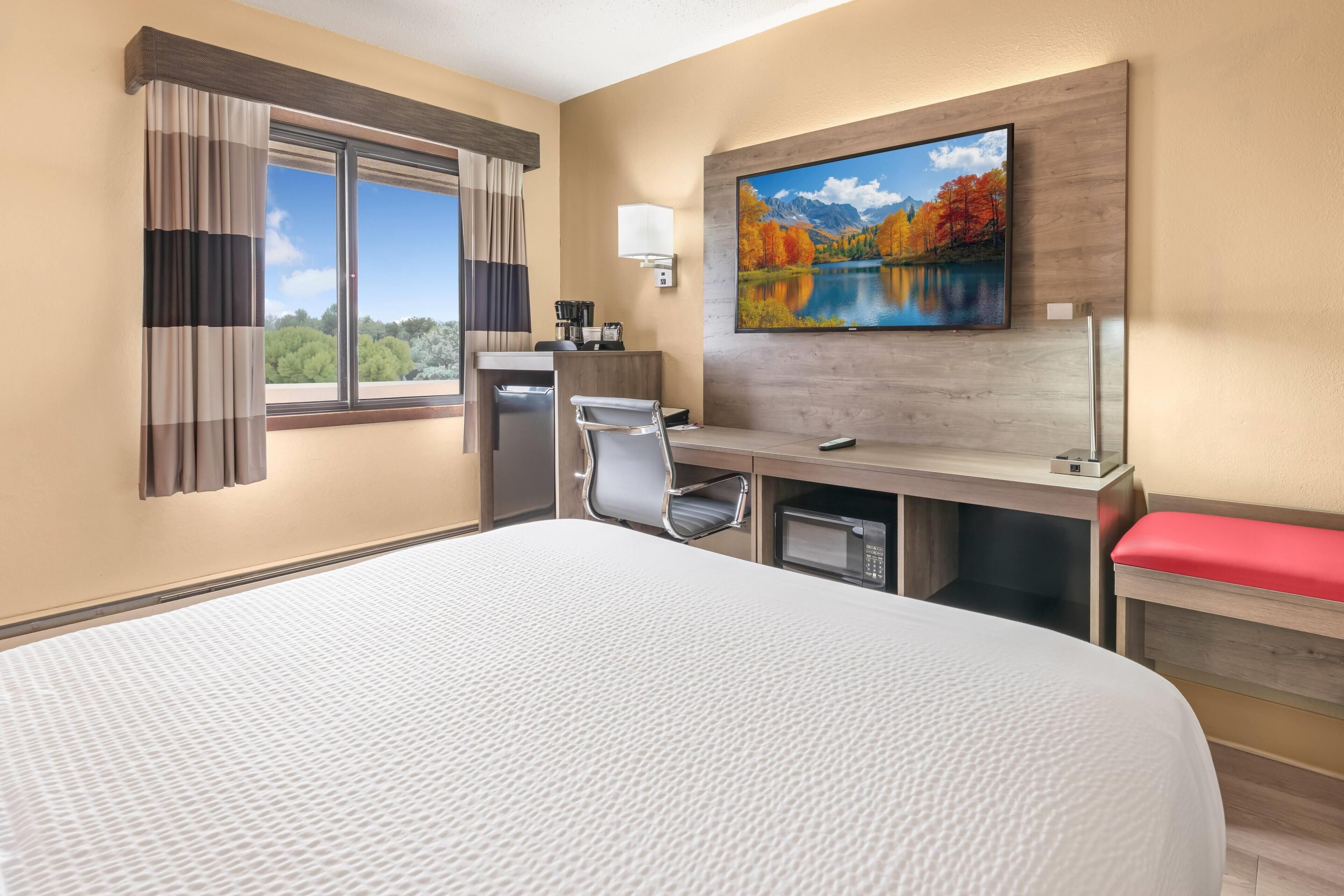 Photo - Ramada by Wyndham Minneapolis Golden Valley