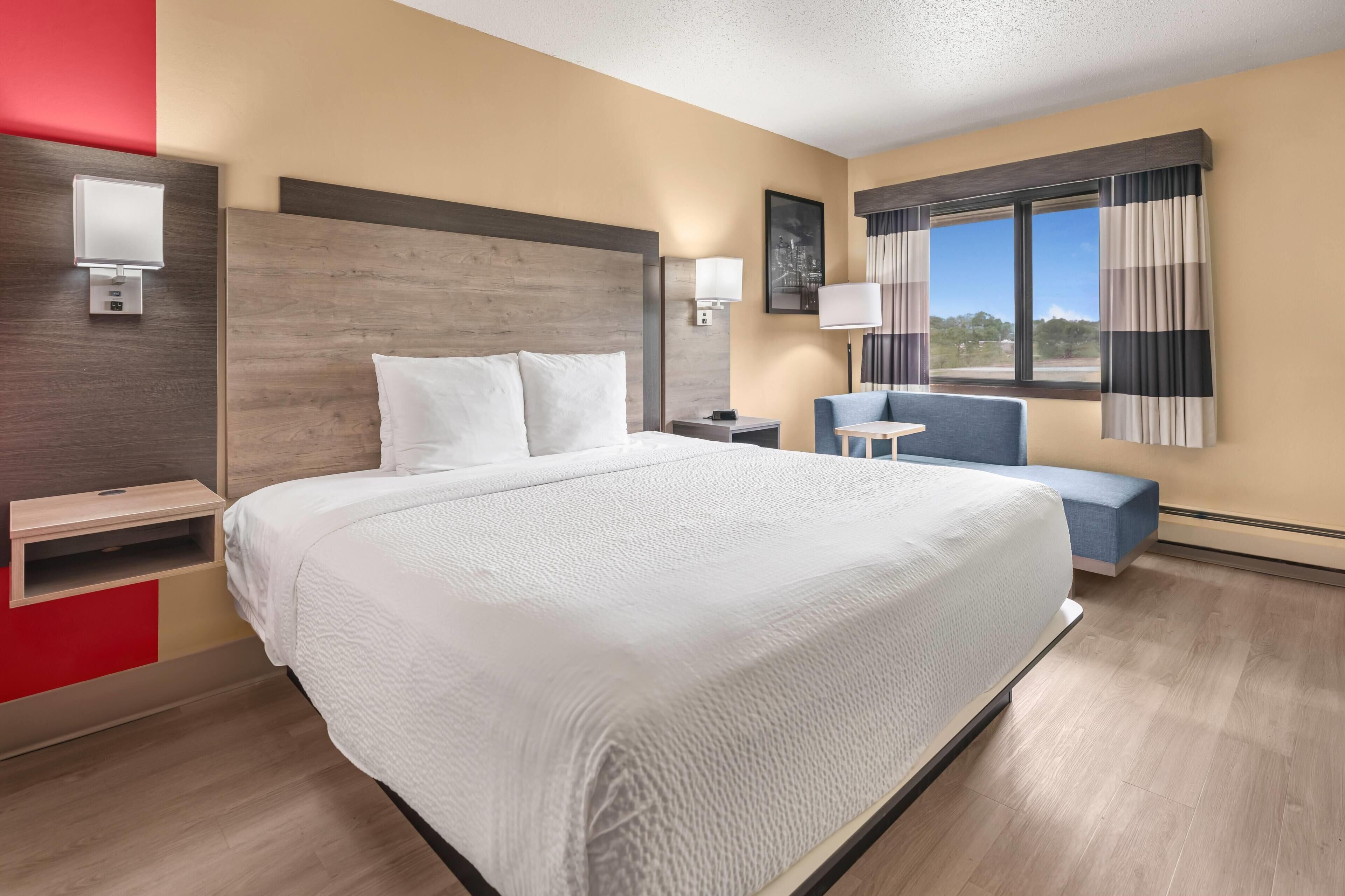 Photo - Ramada by Wyndham Minneapolis Golden Valley