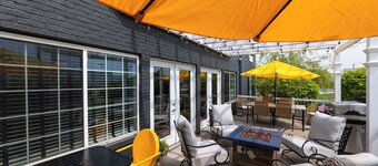 Harbor Town Inn