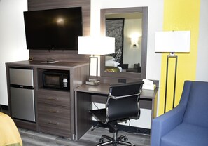 In-room safe, desk, iron/ironing board, free cots/infant beds