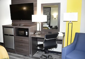 In-room safe, desk, iron/ironing board, free cots/infant beds