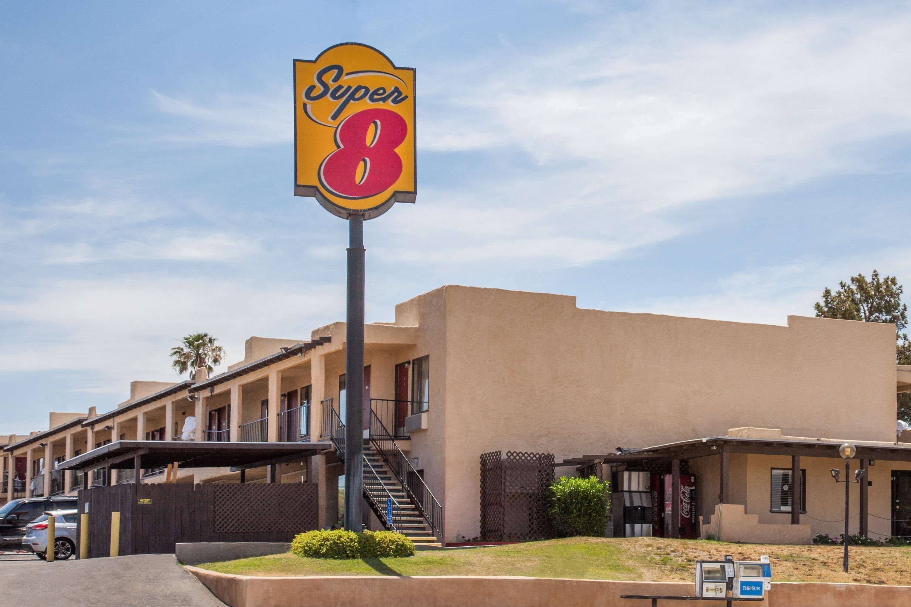 Super 8 Barstow in Barstow, United States