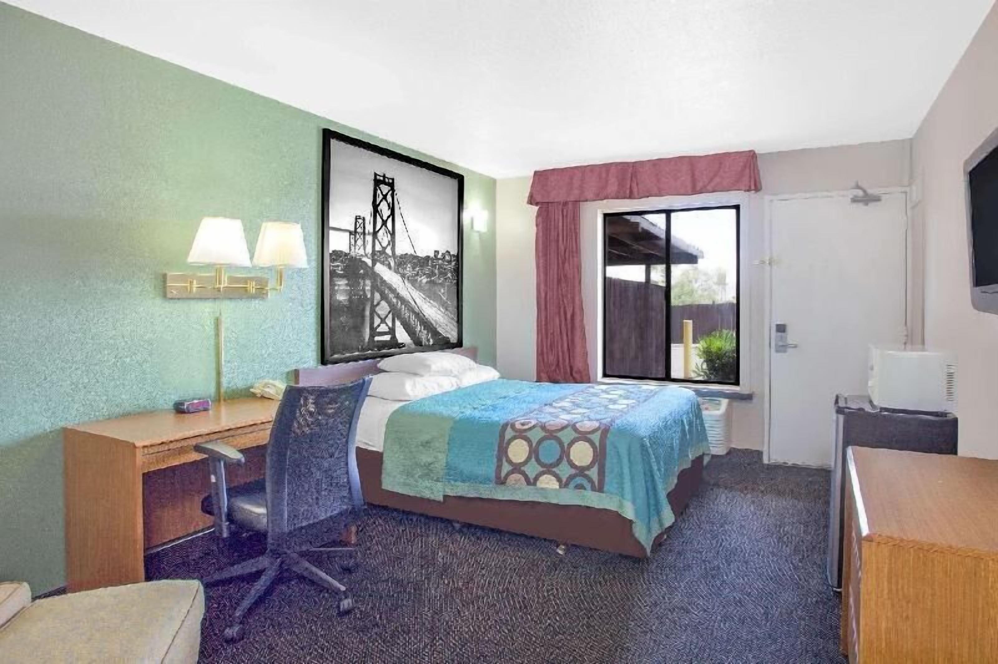 Desk, iron/ironing board, free WiFi, bed sheets