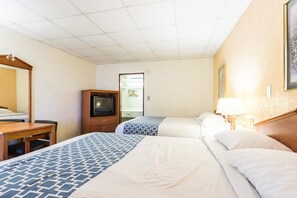 Cots/infant beds, rollaway beds, free WiFi, bed sheets