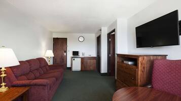 Una cassaforte in camera, tende oscuranti