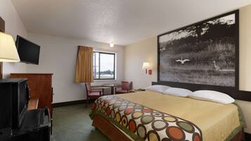 Standardzimmer, 1 King-Bett | Zimmersafe, Verdunkelungsvorhänge, kostenlose Babybetten, Zustellbetten