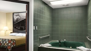 Studiosviitti, 1 suuri parisänky, tupakointi kielletty | Tallelokero huoneessa, pimennysverhot, ilmaiset vauvansängyt