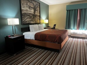 Premium bedding, iron/ironing board, free WiFi, bed sheets