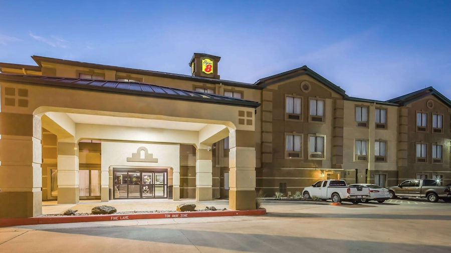 Super 8 by Wyndham Port Arthur/Nederland Area
