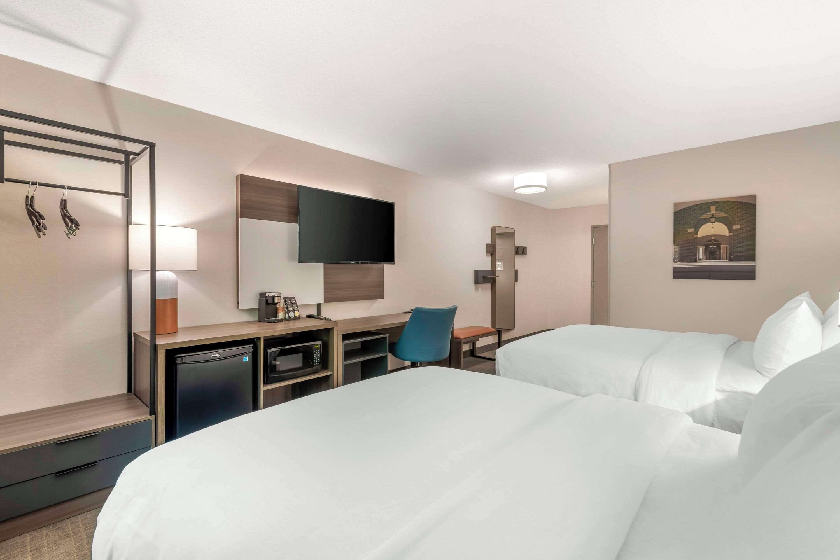 room, 2 queen beds, non smoking | premium bedding, in-room safe, desk, laptop workspace