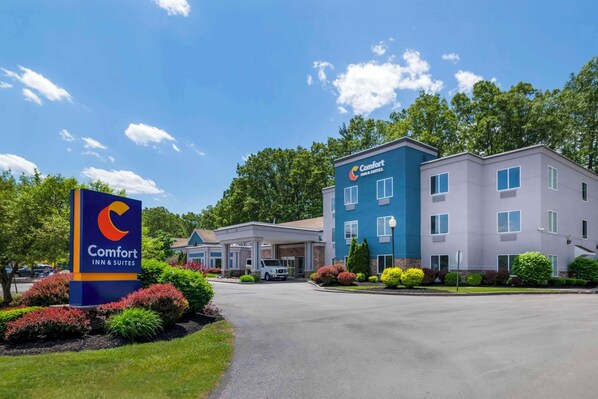 Exterior - Comfort Inn & Suites Saratoga Springs (Saratoga Springs)