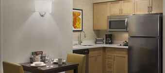 Cambridge Suites Mississauga