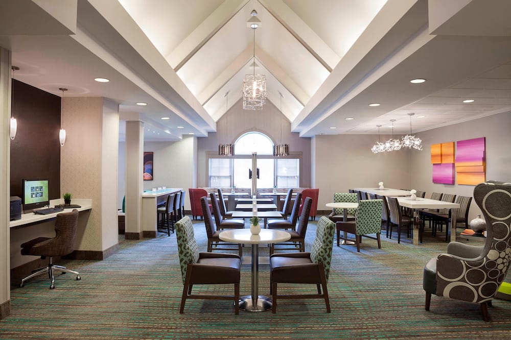 Cambridge Suites Mississauga