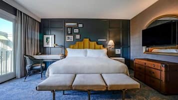 Deluxe Room, 1 King Bed, Balcony, Pool View | Premium bedding, down duvets, pillow-top beds, in-room safe