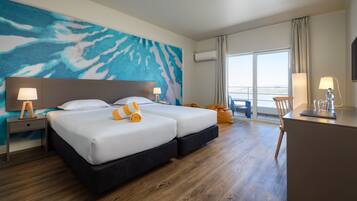 Coffres-forts dans les chambres, bureau, chambres insonorisées