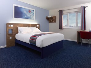 Desk, iron/ironing board, free WiFi - Travelodge Derry (Londonderry)