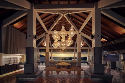 DoubleTree by Hilton Damai Laut Resort