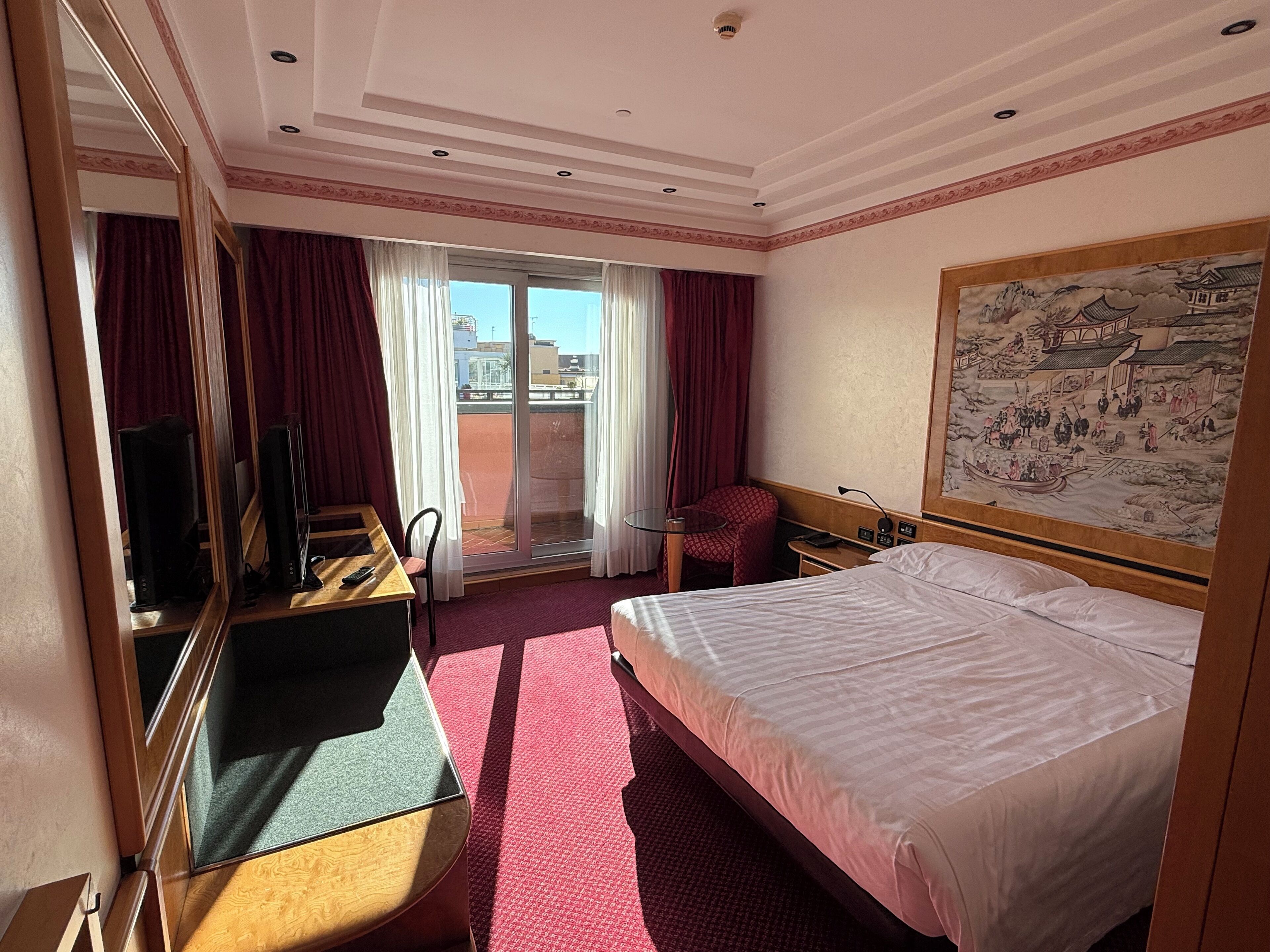 Premium bedding, down duvets, minibar, in-room safe