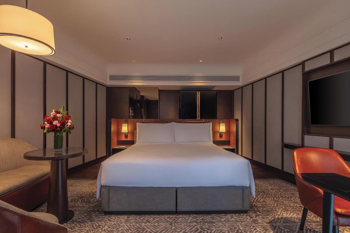 Minibar, in-room safe, blackout curtains, soundproofing