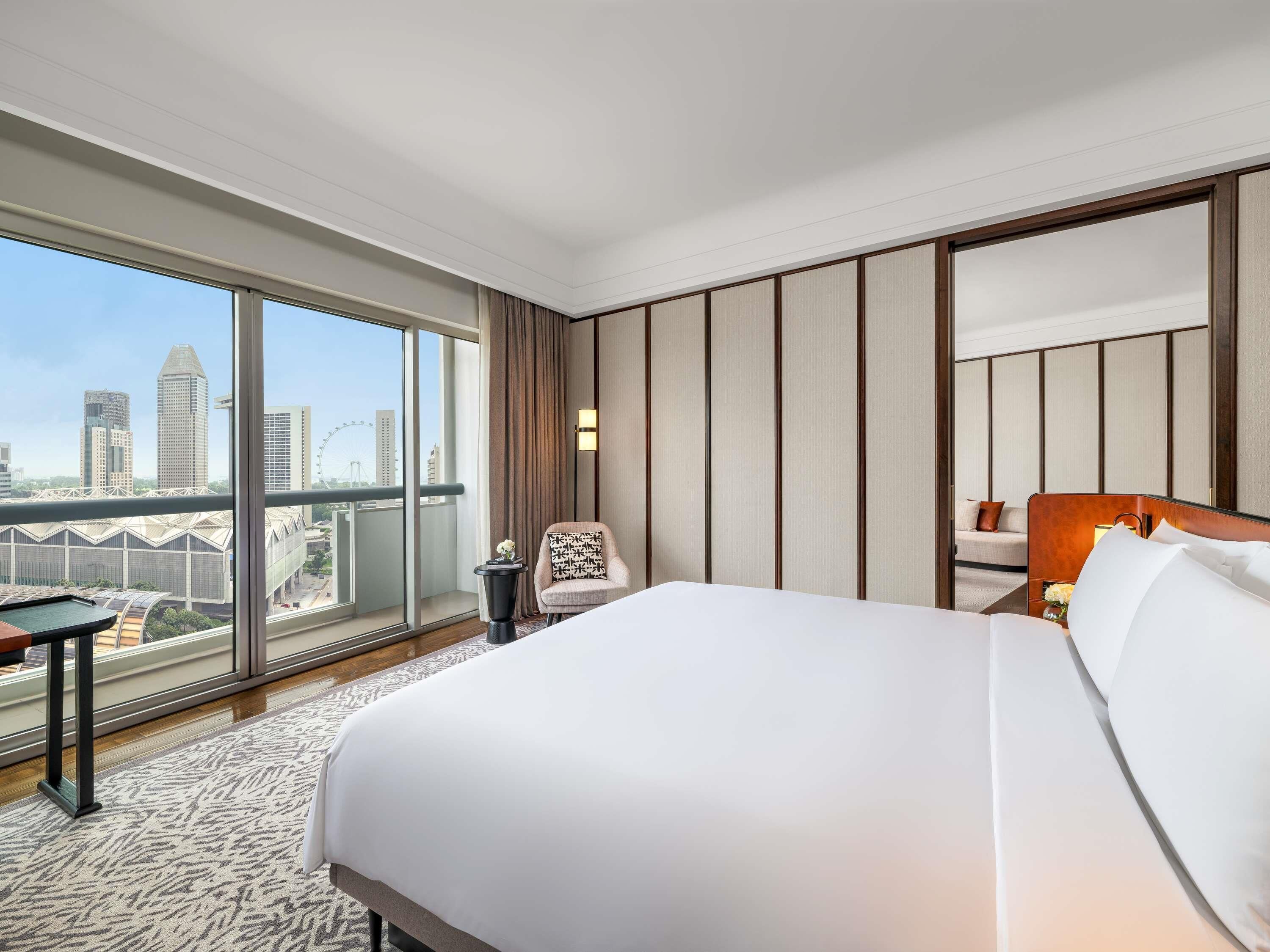 Ambassador Suite, 1 King, 2 Balconies & Fairmont Gold Lounge Access | Minibar, in-room safe, blackout drapes, soundproofing