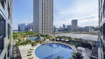 2 piscinas al aire libre