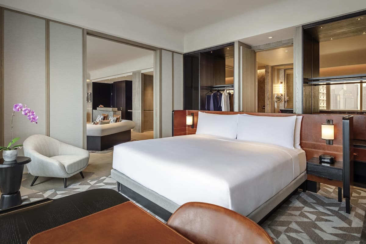 Fairmont Gold, 套房, 可使用俱樂部酒廊 | 迷你吧、客房內保險箱、遮光布/窗簾、隔音
