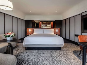 1 dormitorio, minibar, caja fuerte y cortinas opacas