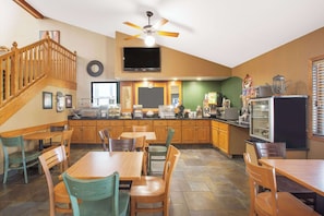 Free daily buffet breakfast