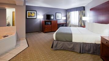 Allergitestet sengetøy, skrivebord, lydisolert og strykejern/-brett