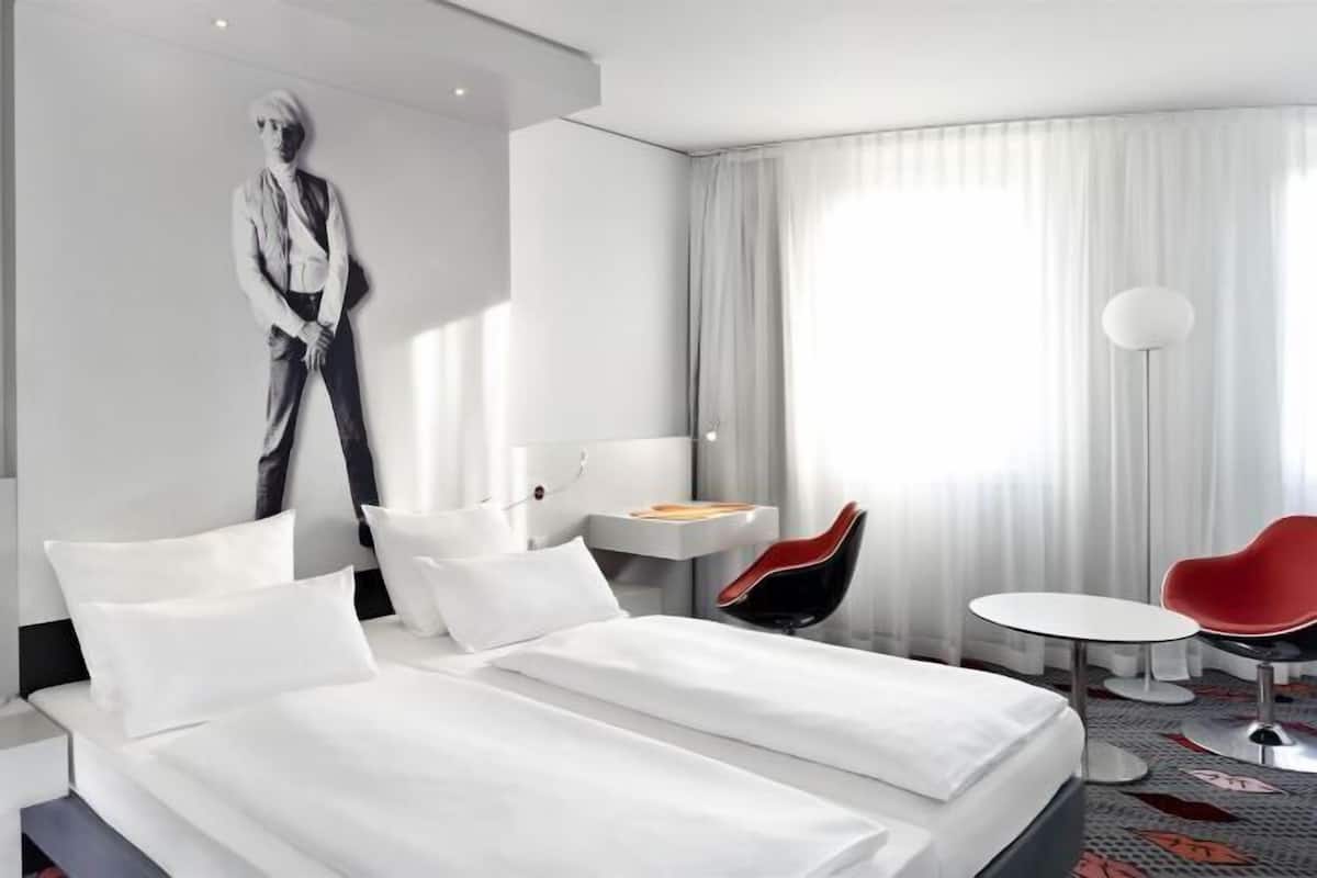 In-room safe, desk, blackout drapes, soundproofing