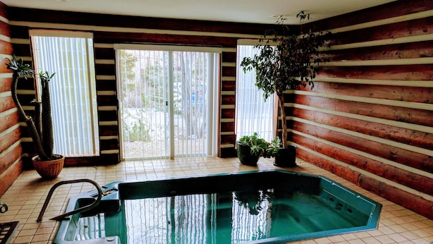 室內 Spa 池