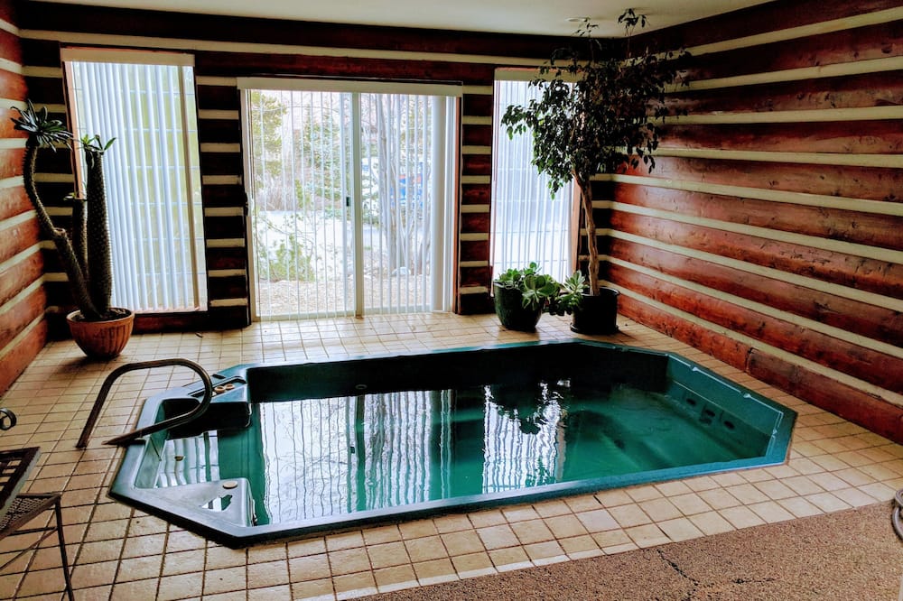 3 Peaks Lodge