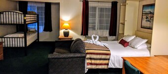 3 Peaks Lodge