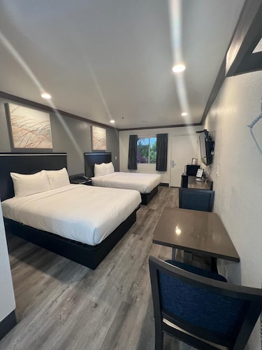 Starlight Inn Huntington Beach