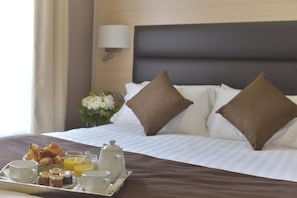 Hochwertige Bettwaren, Minibar, Zimmersafe, schallisolierte Zimmer