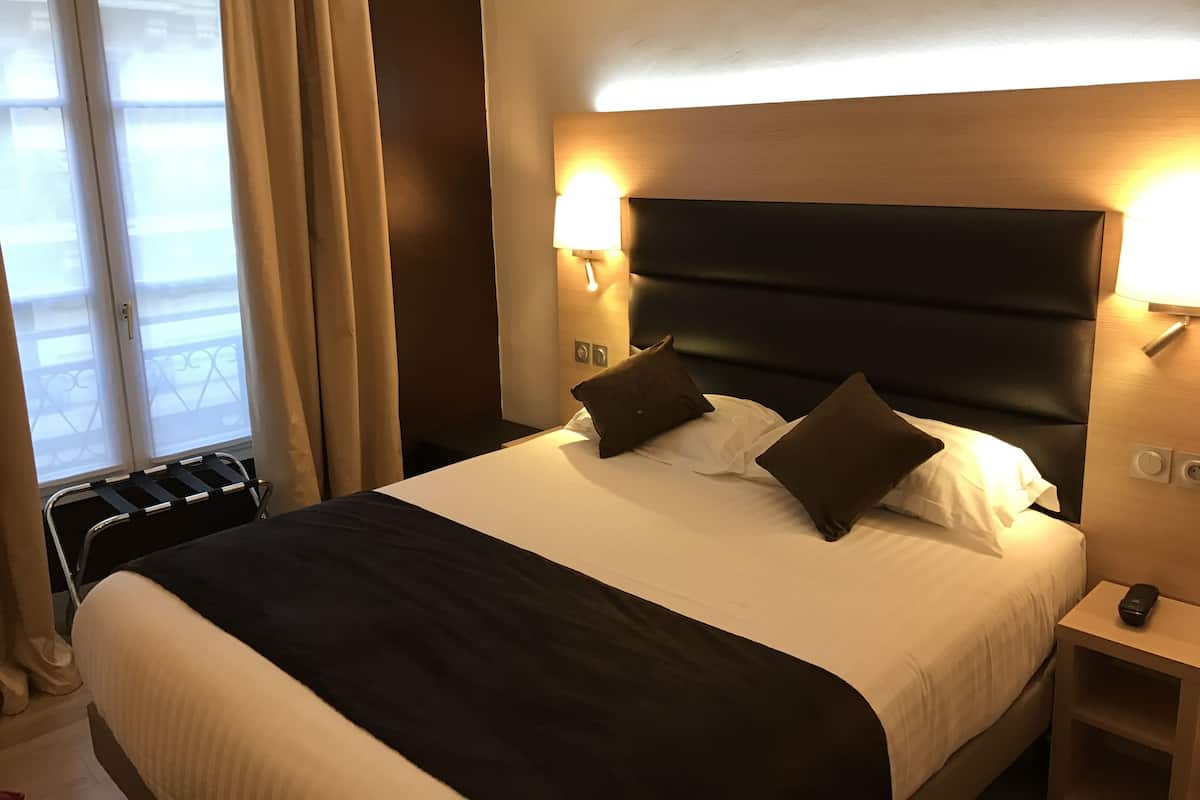 Standaard kamer, 1 twee- of 2 eenpersoonsbedden | Luxe beddengoed, een minibar, een kluis op de kamer, geluiddichte muren