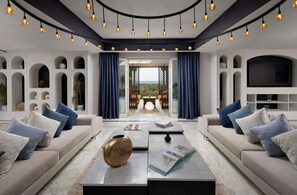 Premium Suite, Multiple Beds (Grand View) | Minibar, in-room safe, iron/ironing board, free WiFi
