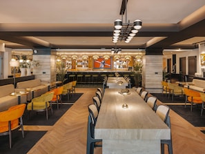 Dagelijks ontbijtbuffet (EUR 22 per persoon)