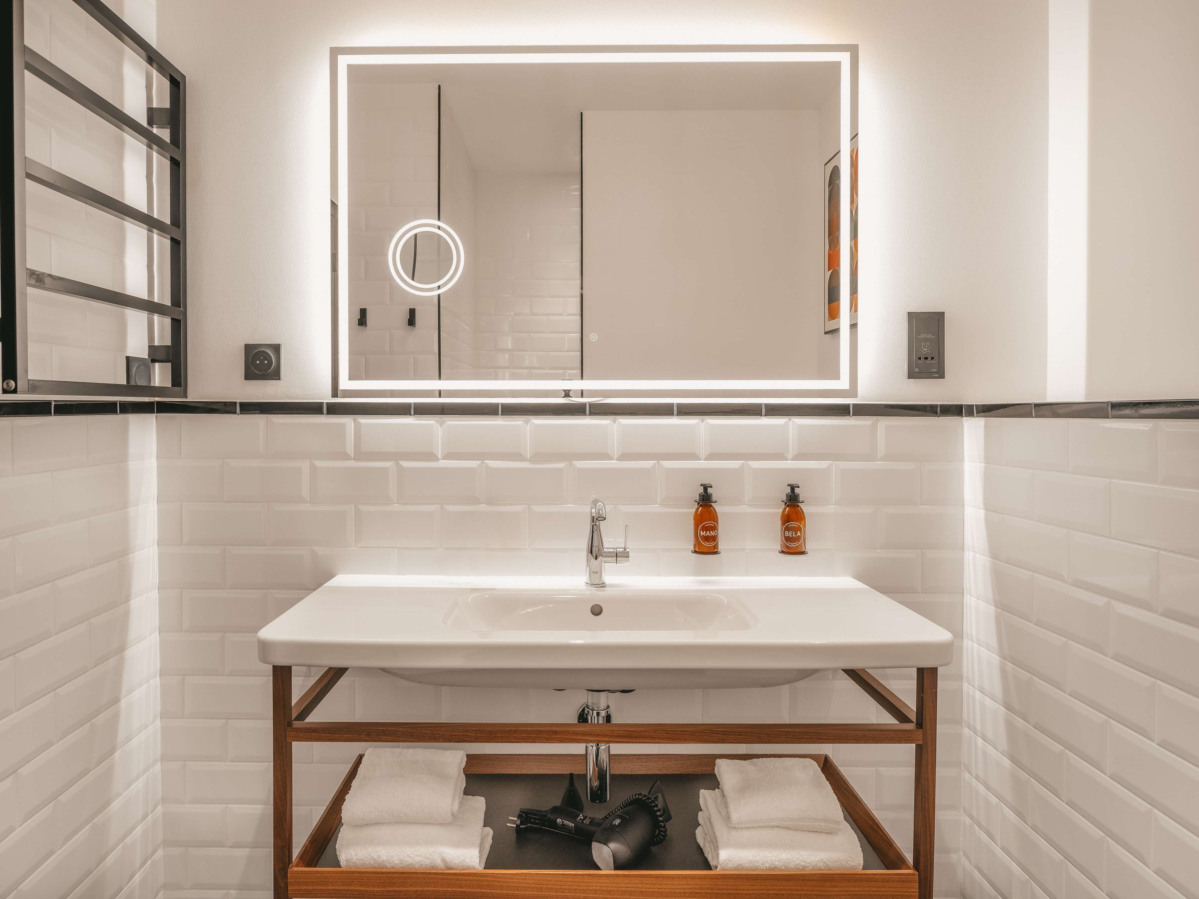 shower, free toiletries, hair dryer, bathrobes