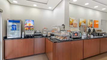 Petit déjeuner continental compris tous les jours