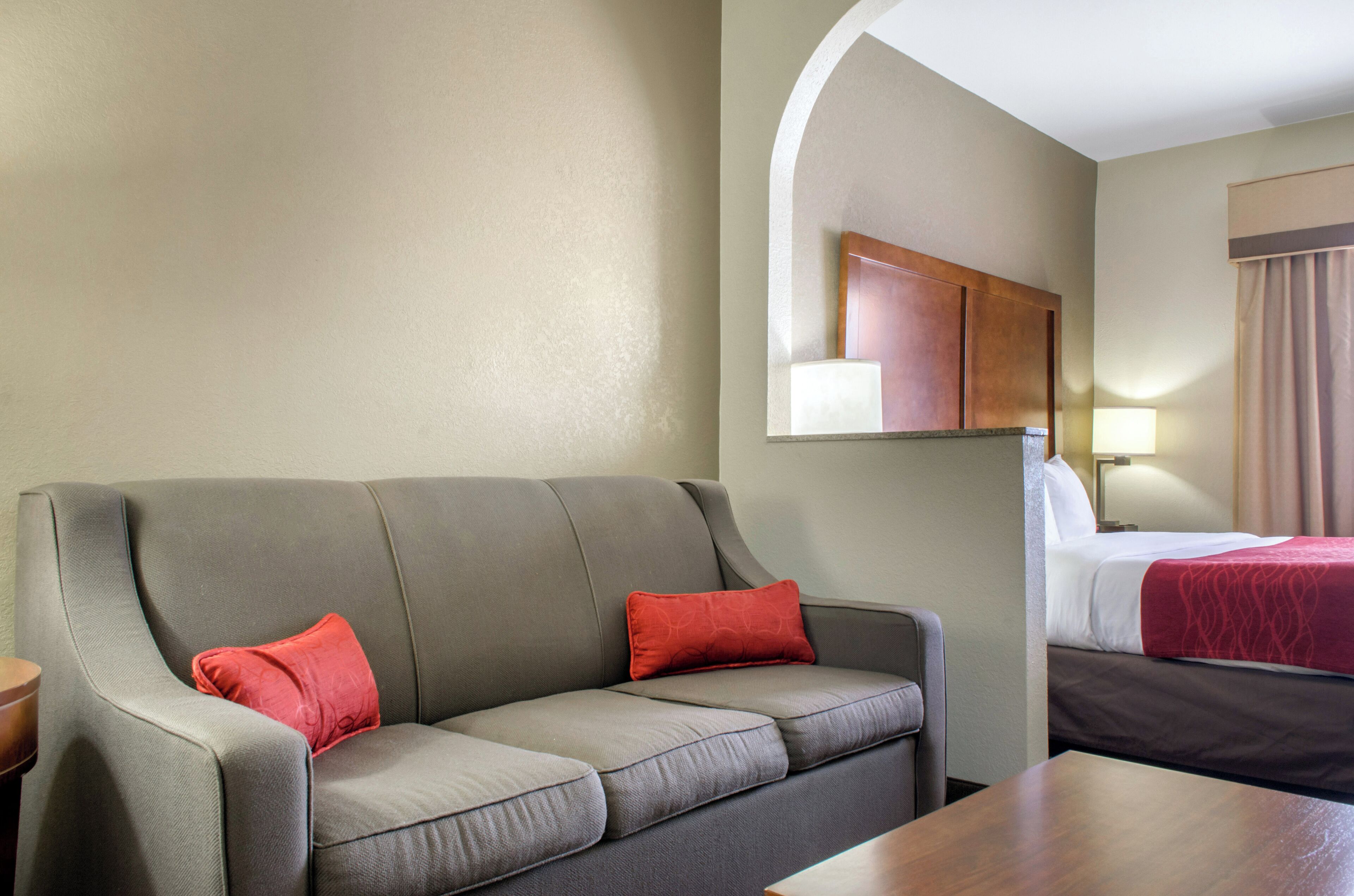 Suite, 1 King Bed, Non Smoking, Jetted Tub | Down comforters, pillowtop beds, in-room safe, individually decorated