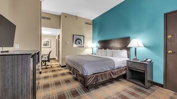 Standard Room, 1 King Bed, Non Smoking | Free WiFi, bed sheets