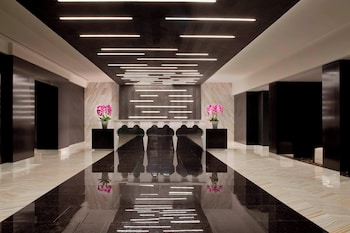 Reception area at Beverly Hills Marriott