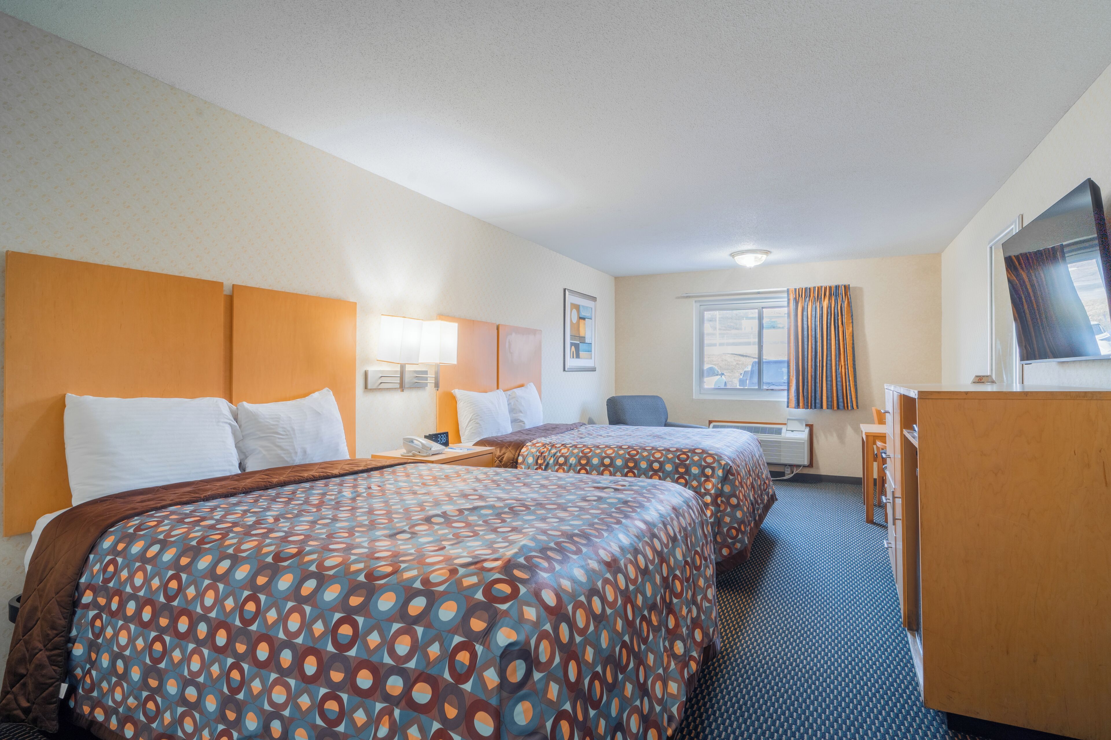 Habitación estándar, 2 camas de matrimonio, no fumadores | Camas supletorias, wifi gratis, ropa de cama