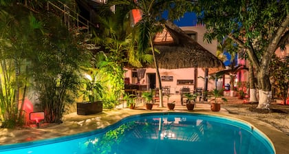 Hotel Hacienda Paradise