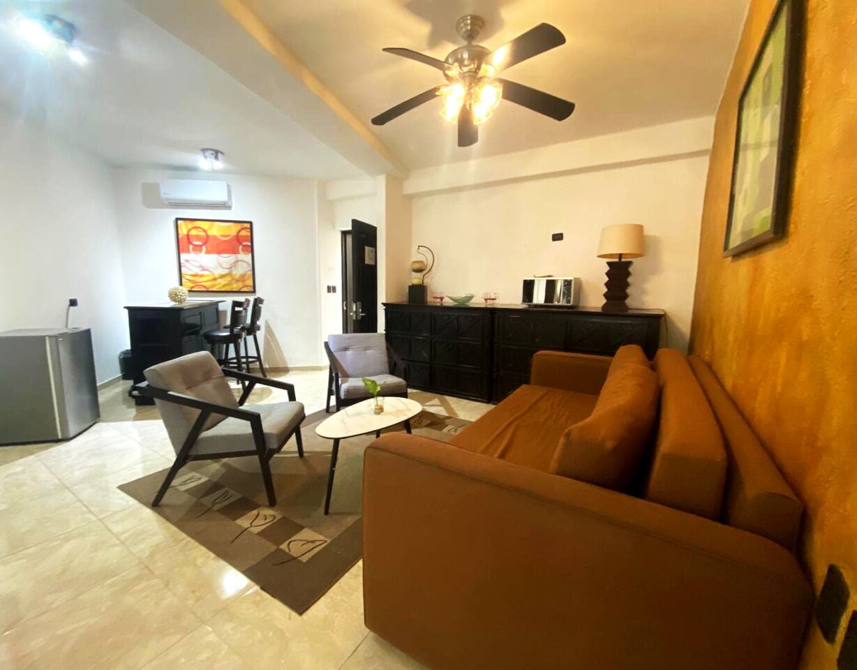 deluxe room | premium bedding, in-room safe, individually decorated